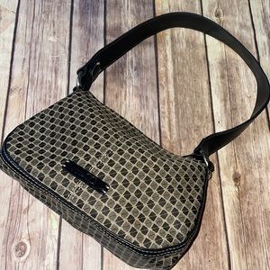 Nine & Co Retro Purse 👜